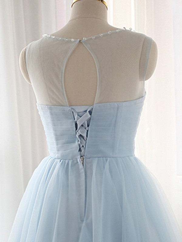 Vestidos cortos/mini de tul con escote redondo, sin mangas y con cuentas